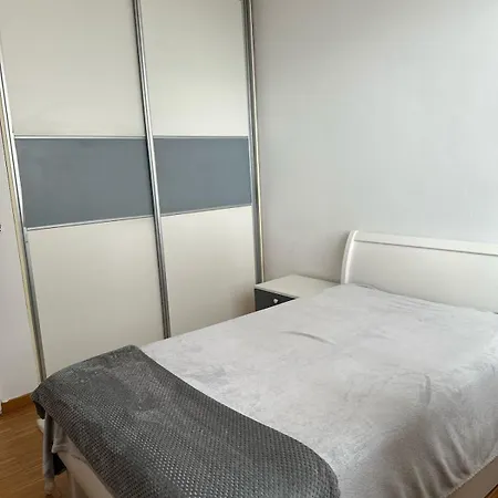 Апартаменты Triplex With Garden And Parking