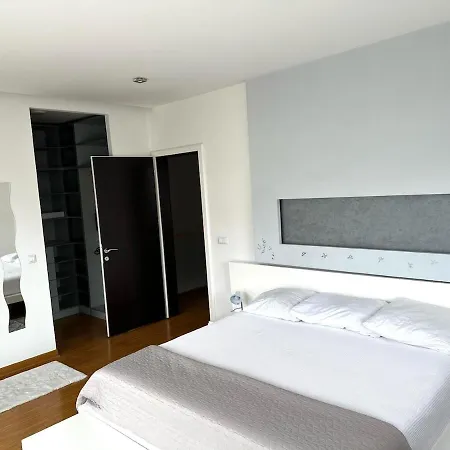 Triplex With Garden And Parking Apartment Belgrade